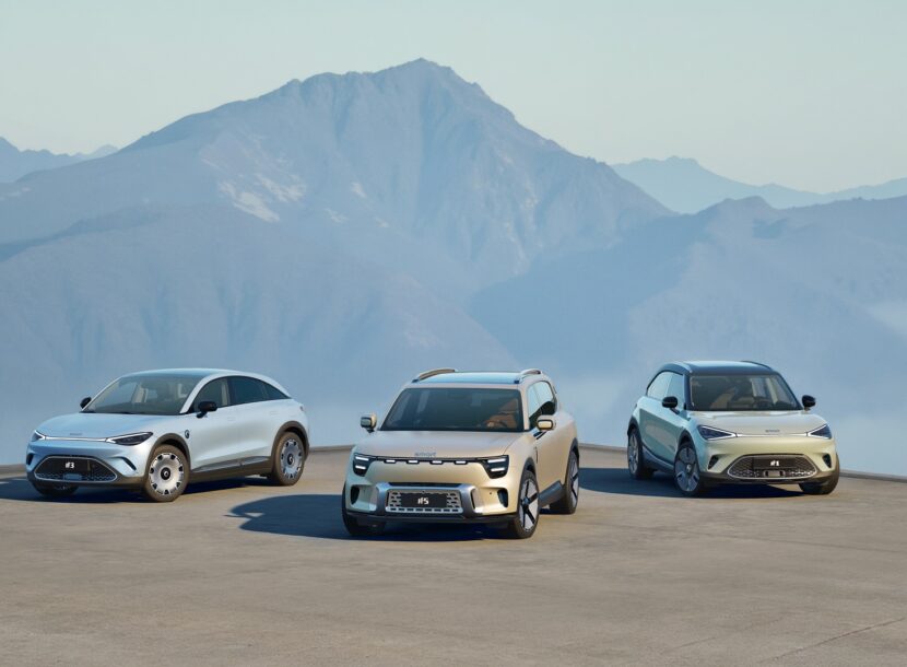 smart hashtag3 hashtag5 hashtag1 family shot 02 3x2