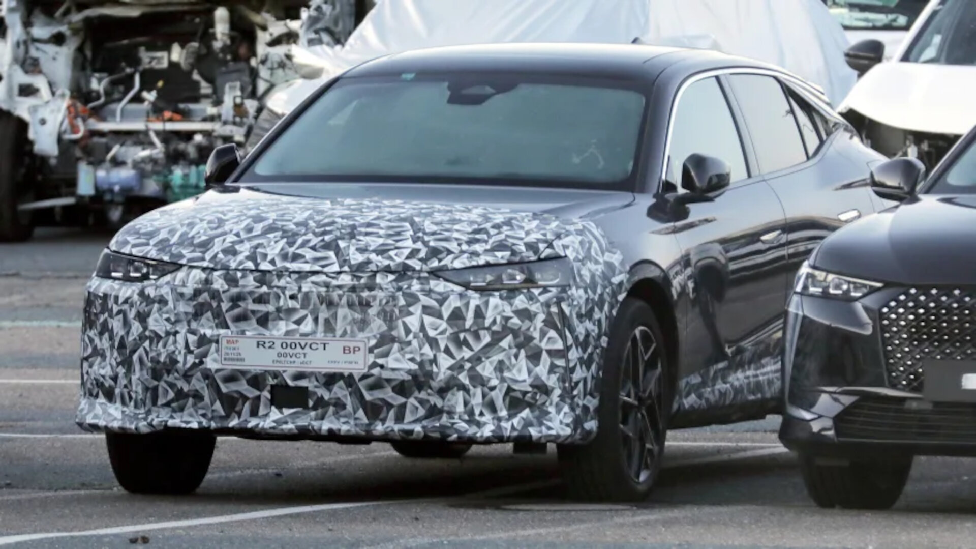 DS No4 spy shots