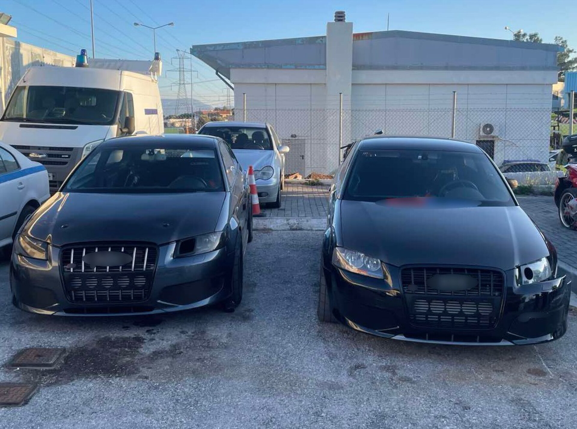 ΣΥΛΛΗΨΕΙΣ ΜΕΤΑ ΑΠΟ ΚΑΤΑΔΙΩΞΗ ΟΔΗΓΩΝ ΓΙΑ ΚΟΝΤΡΕΣ (ΓΡΑΦΕΙΟ ΤΥΠΟΥ ΕΛΛΗΝΙΚΗΣ ΑΣΤΥΝΟΜΙΑΣ/EUROKINISSI)