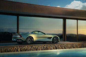 Aston Martin Vanquish Volante 09