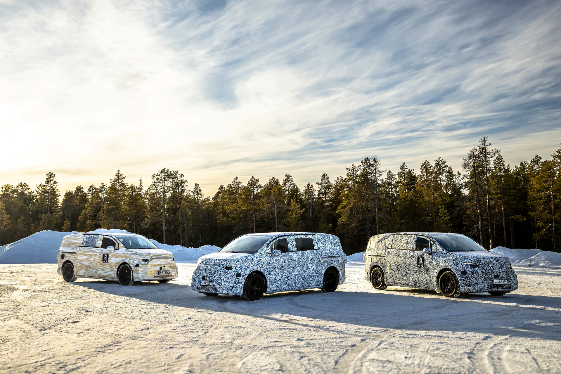 New Mercedes-Benz MPVs master winter testing in the Arctic Circle - Winter Testing Sweden VAN.EA-P 2025