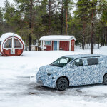 Neue Mercedes Benz Großraumlimousinen meistern Wintererprobung am Polarkreis New Mercedes Benz MPVs master winter testing in the Arctic Circle