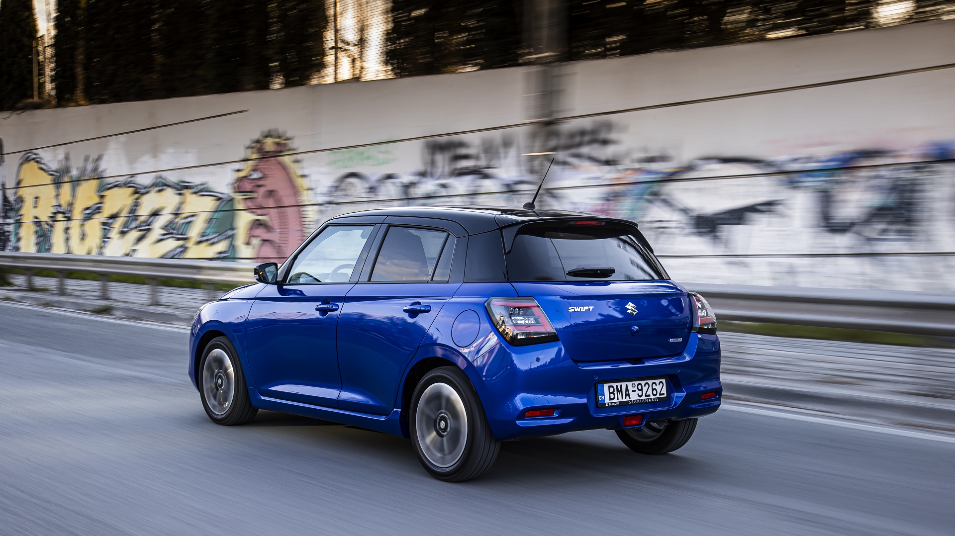 Suzuki Swift GR blue 2025 (9)