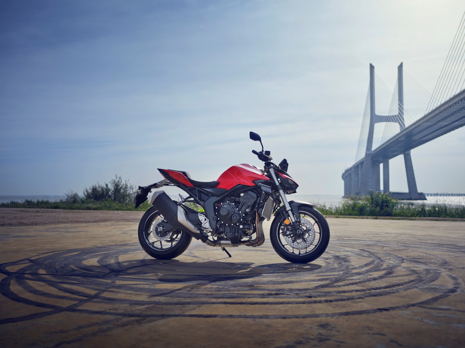 25YM Honda CB1000 Hornet press kit