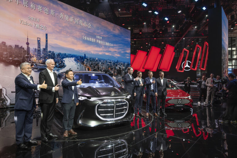 Mercedes Benz präsentiert auf der Auto Shanghai 2025 bahnbrechende neue Fahrzeuge und Technologien Mercedes Benz to showcase groundbreaking new vehicles and tech at Auto Shanghai 2025