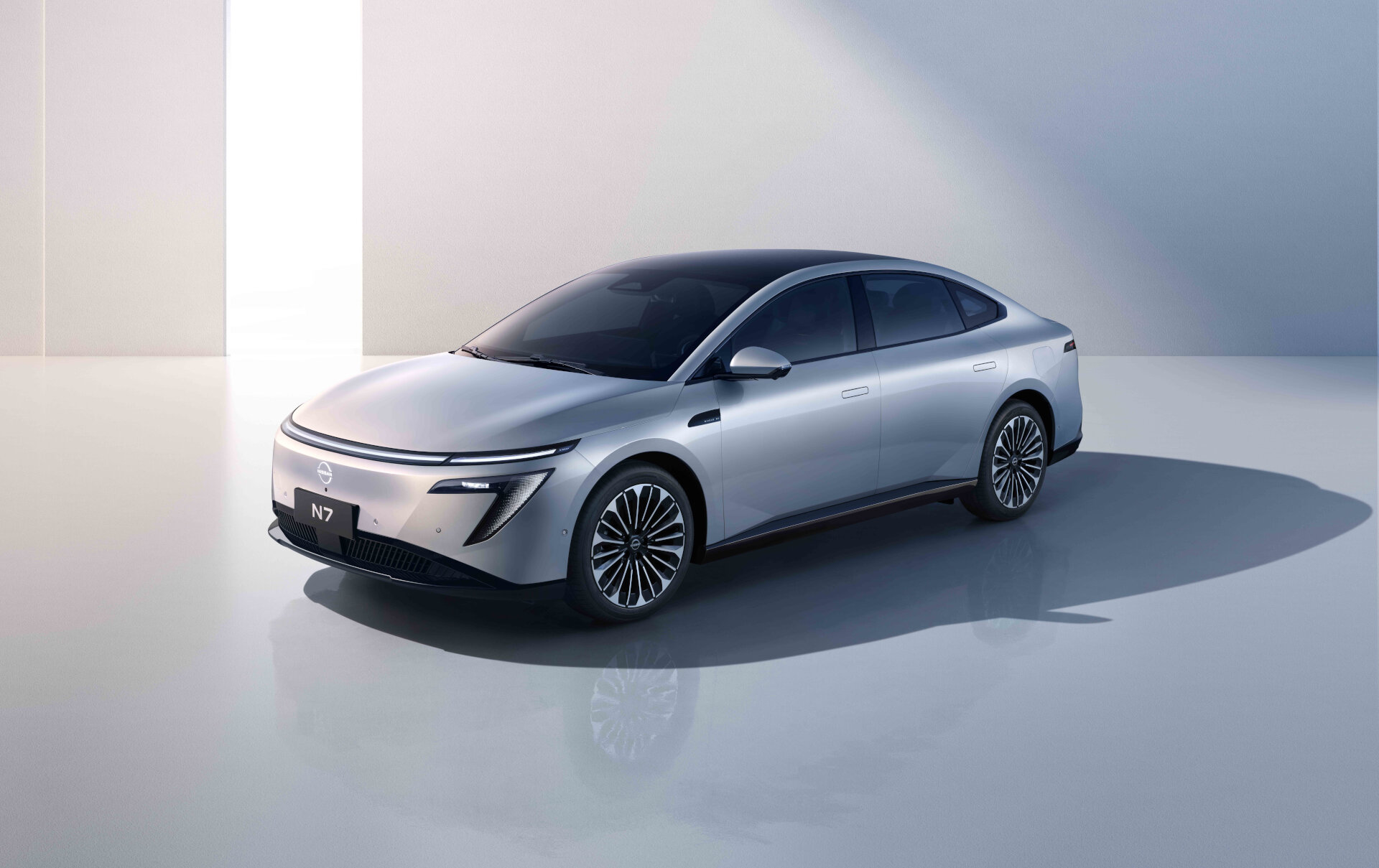Nissan N7 (2)