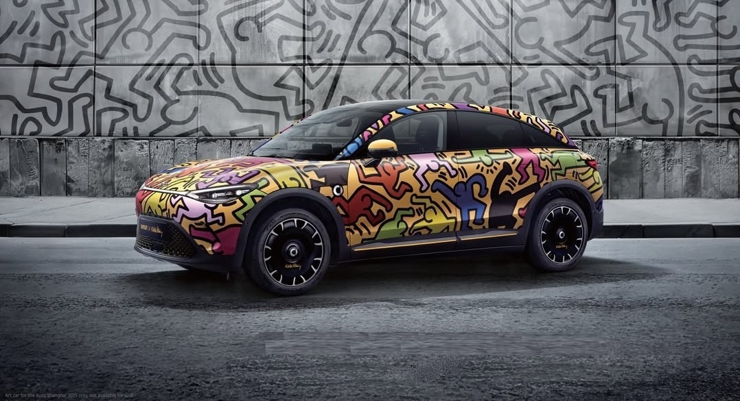 True Street Art The smart #3 Keith Haring Art Car 2025 (00)