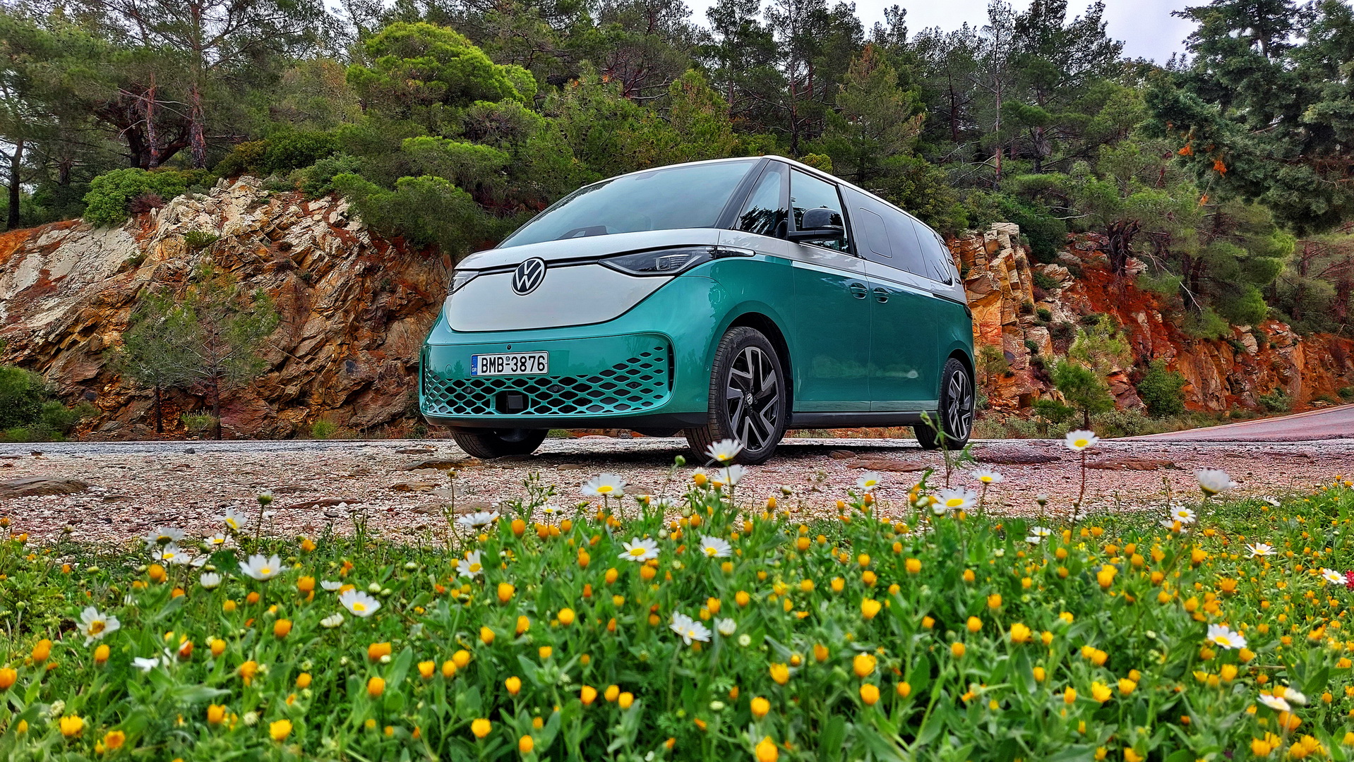 Volkswagen ID.Buzz 7 seat Pro 296ps Test 2025 6