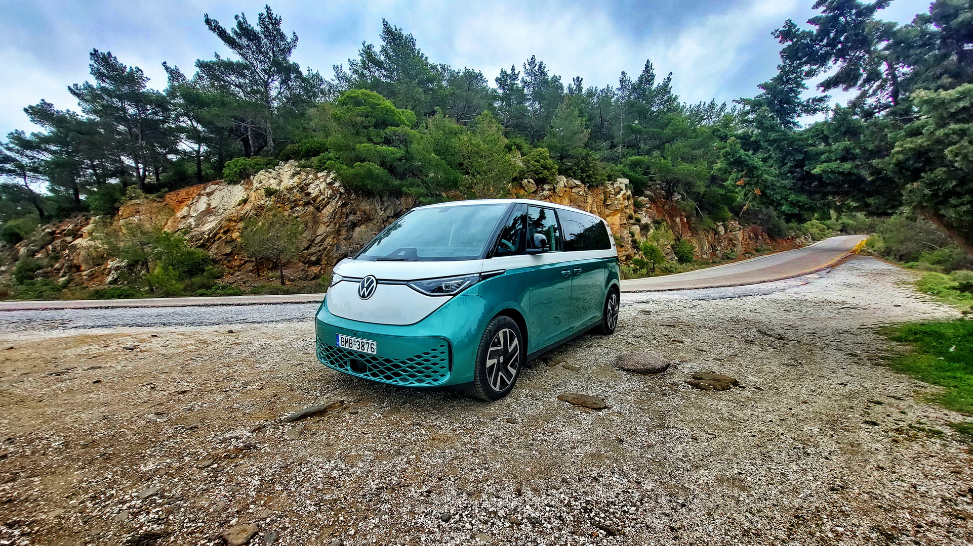 Volkswagen ID.Buzz 7 seat Pro 296ps Test 2025 8