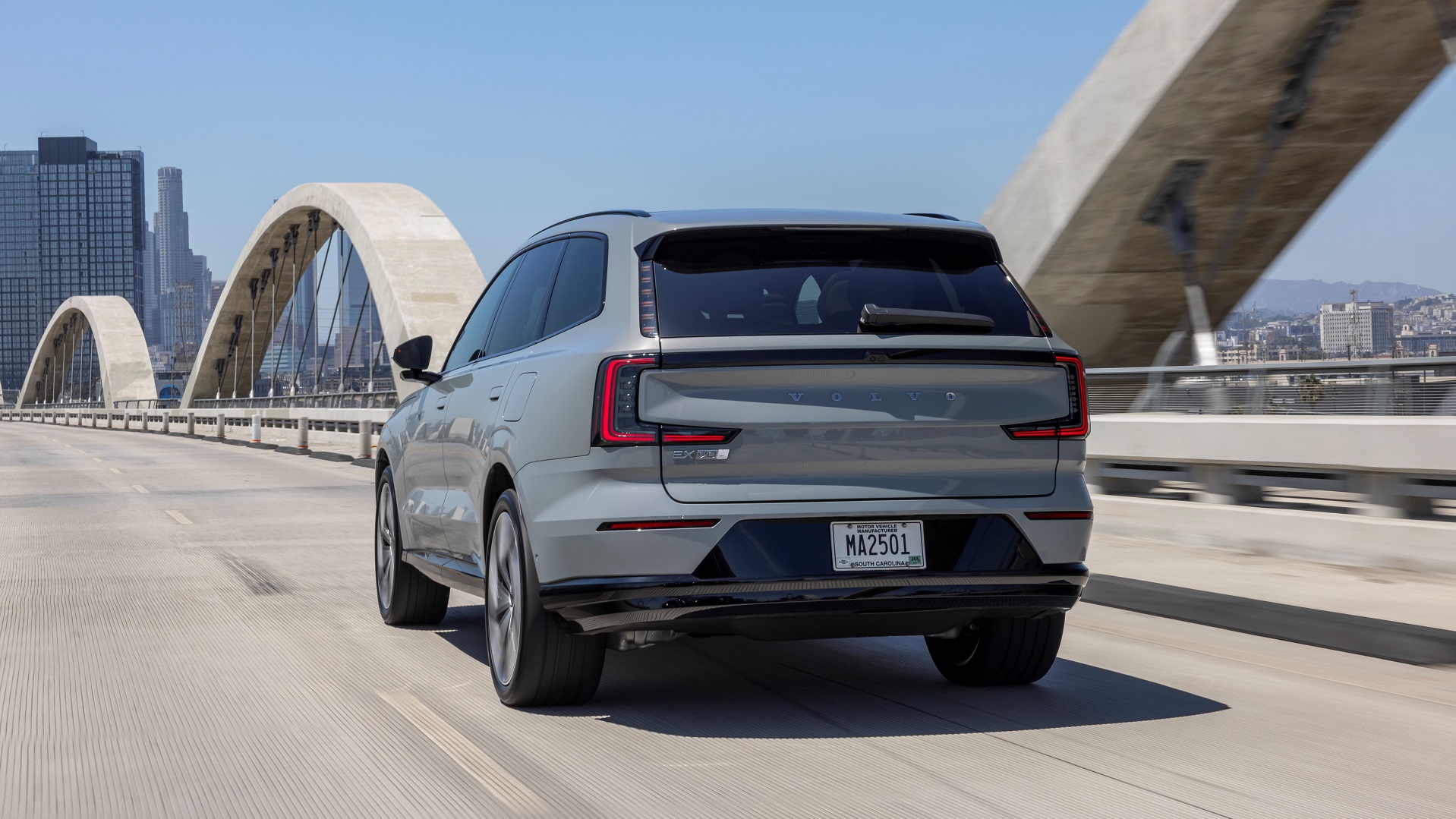 Volvo EX90 Vapour Grey Extrior