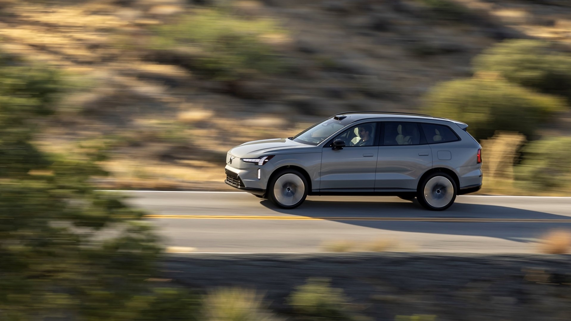 Volvo EX90 Vapour Grey Extrior