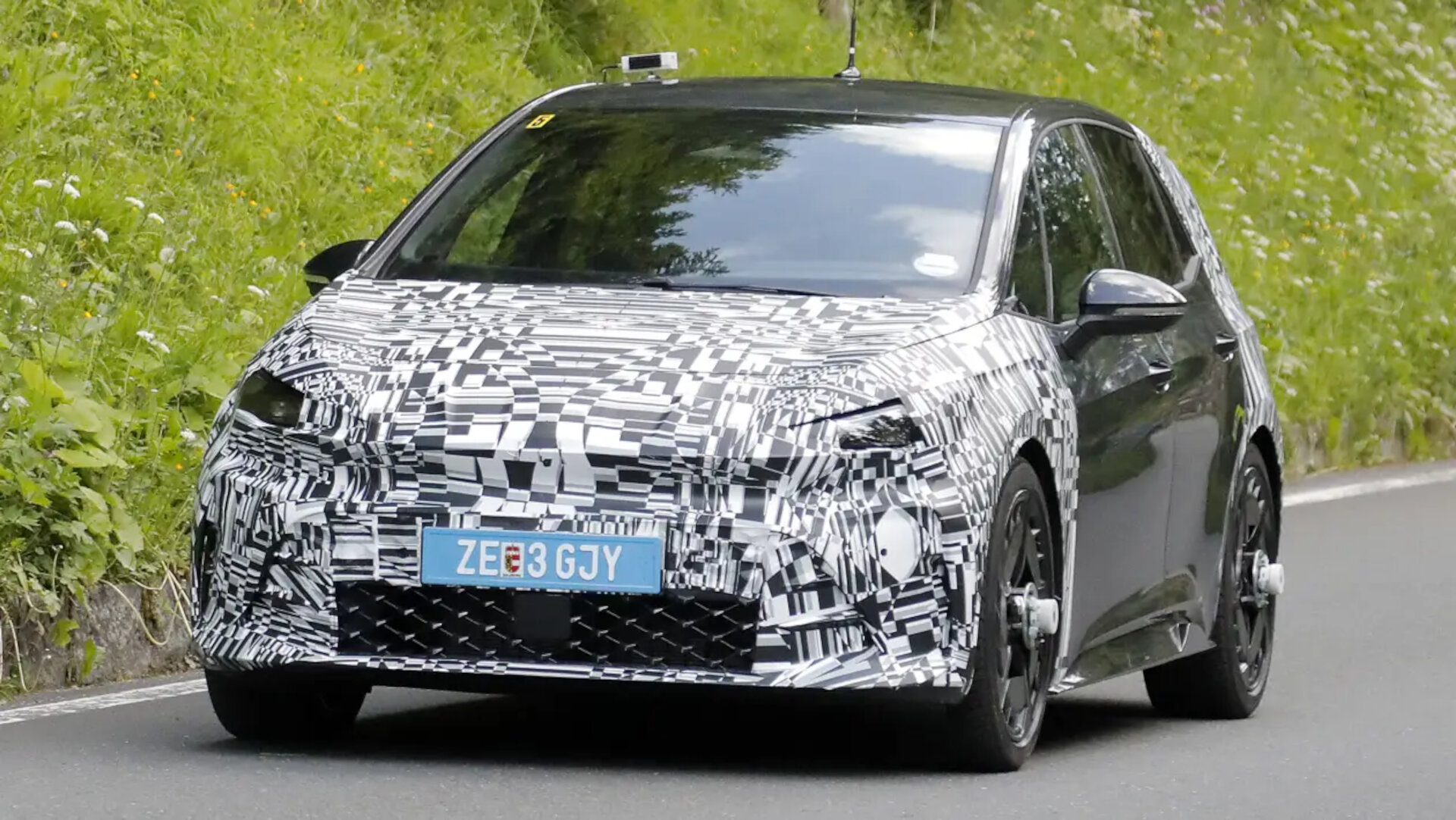 Cupra Born Facelift 2025 (3) Cupra Born Facelift 2025 (3)