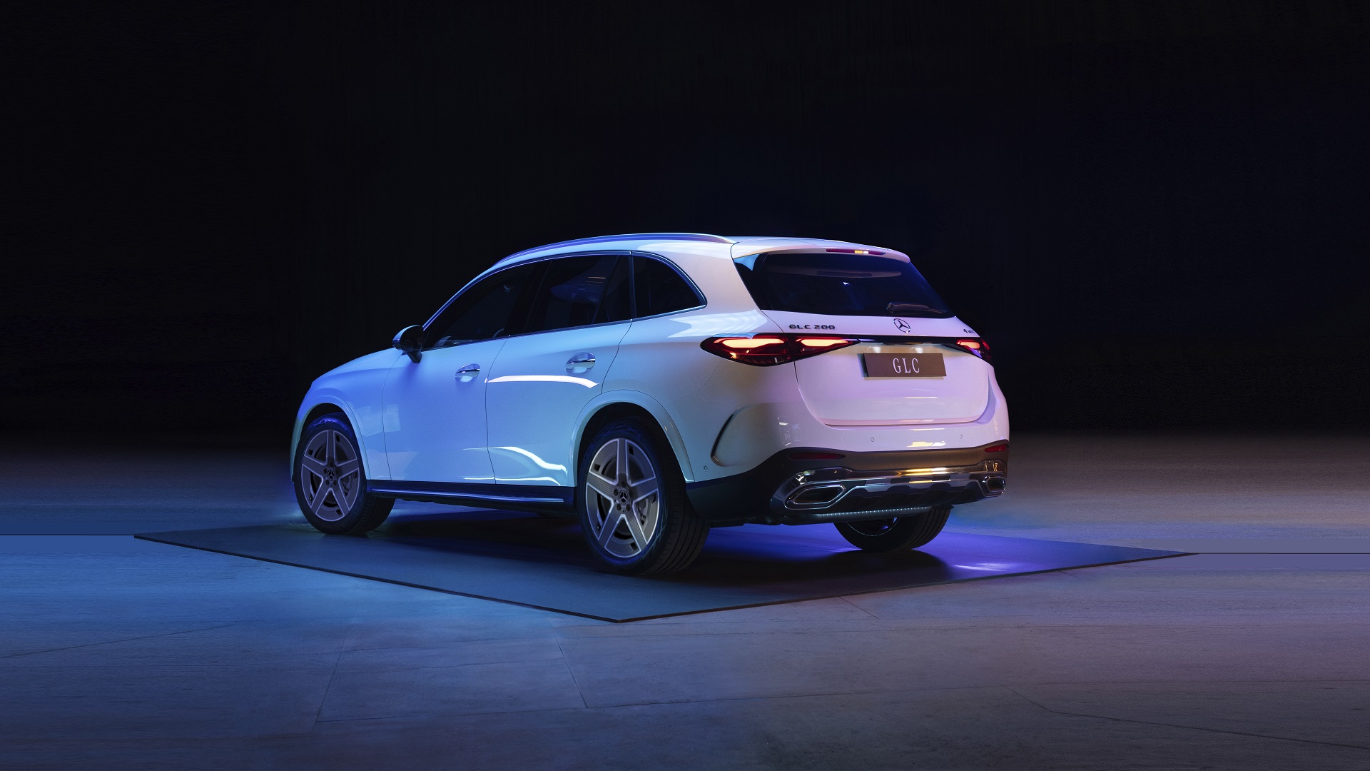 Mercedes Benz GLC Iconic 2025 (2)