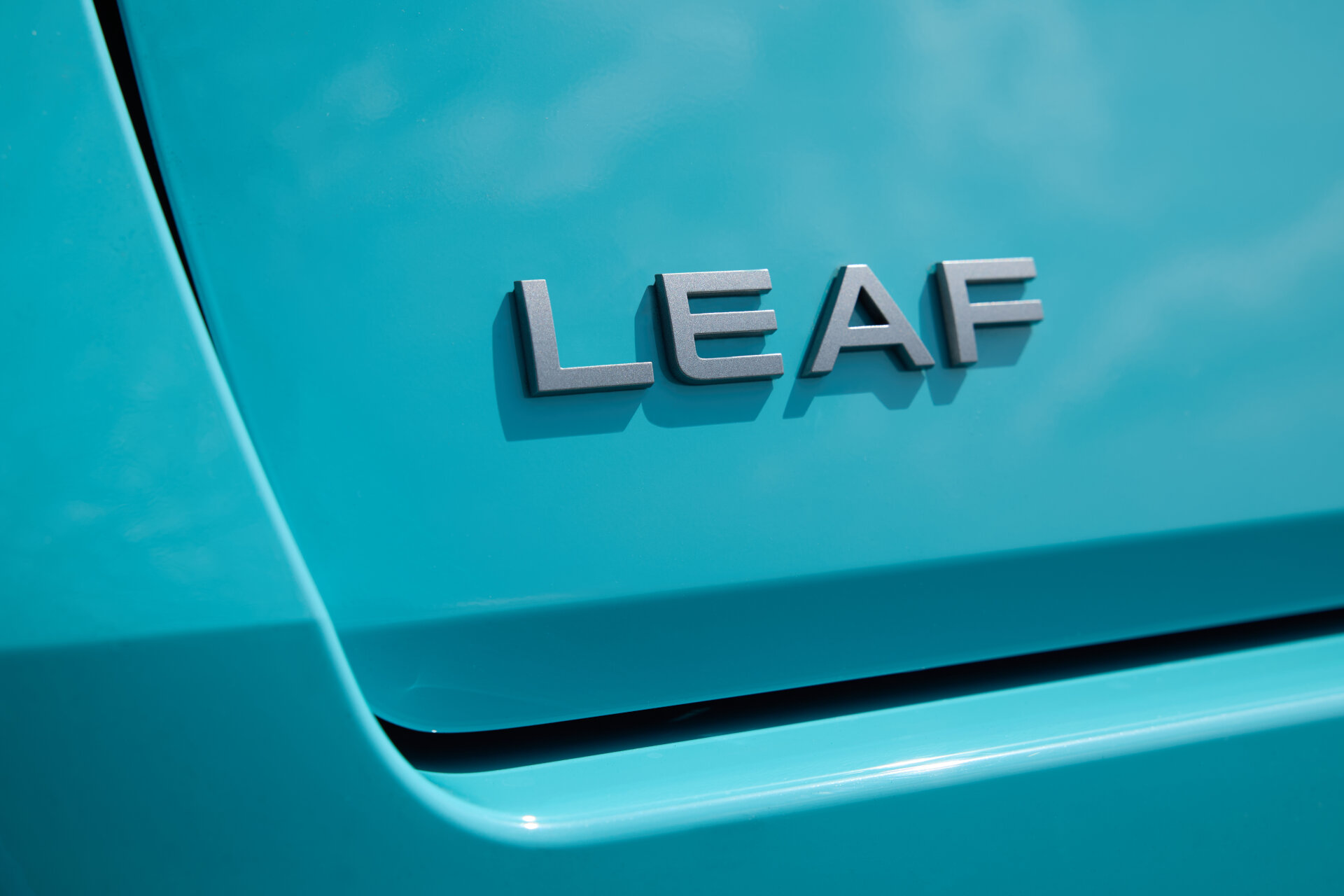 Nissan LEAF 2025 (2) Nissan LEAF 2025 (2)