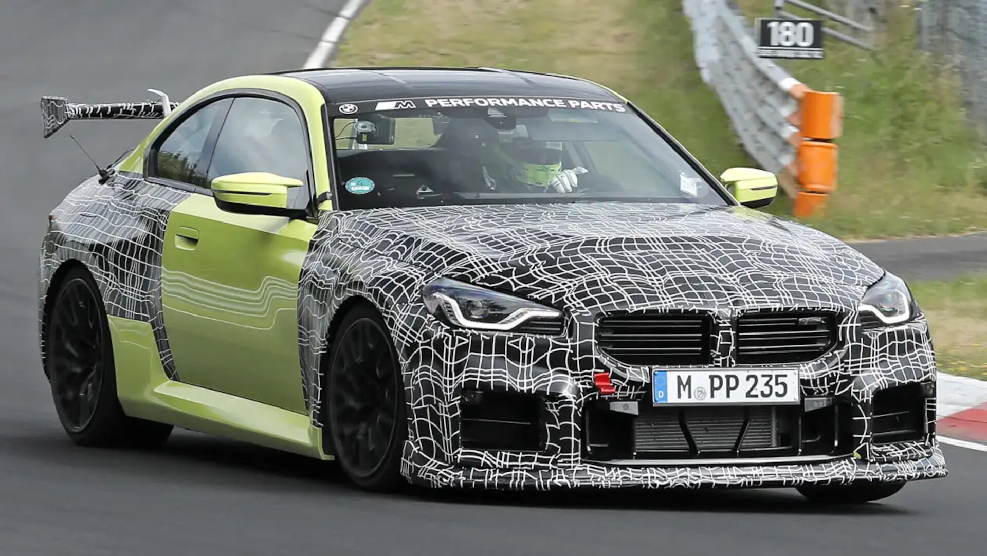 BMW M2 Track Pack spy shot 2025 (1)
