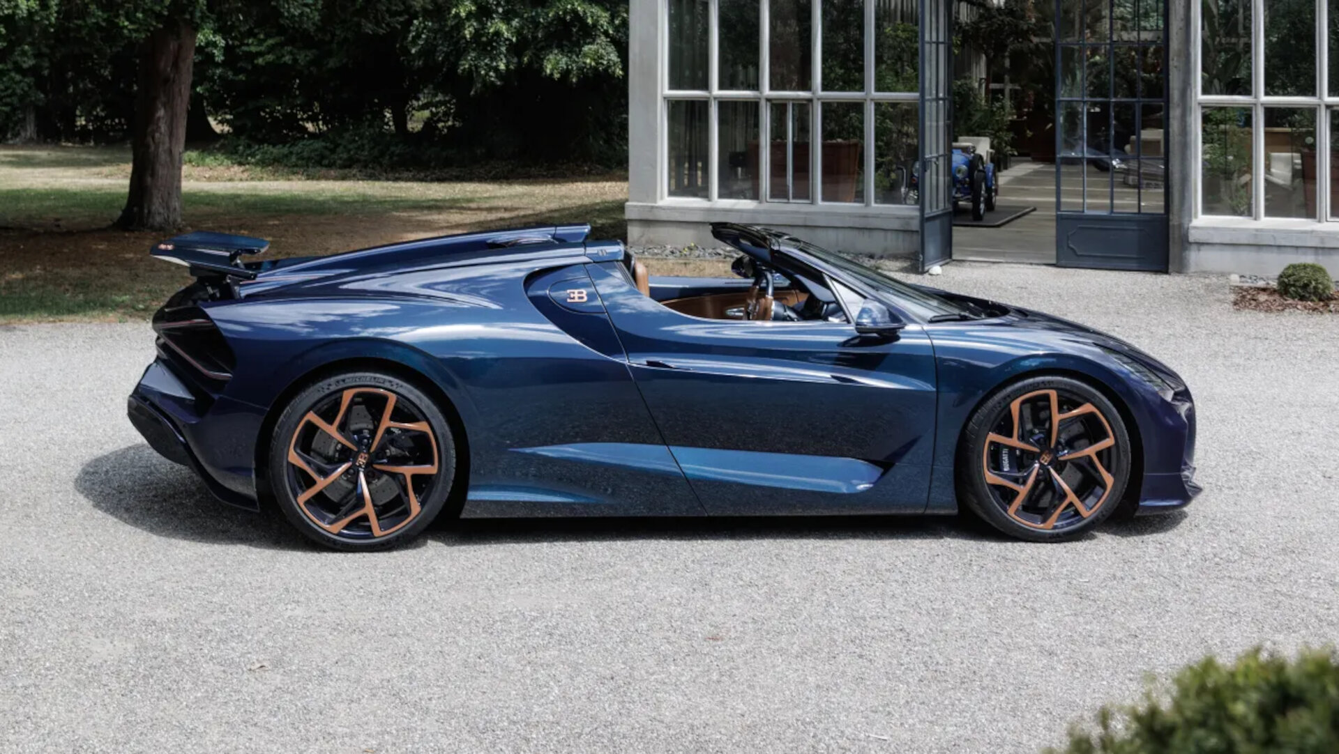 Bugatti Mistral 6