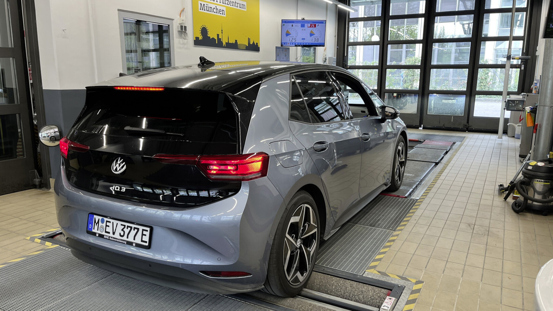 Over 90 per cent capacity: ID.3 battery impresses in ADAC’s 16 Over 90 per cent capacity: ID.3 battery impresses in ADAC’s 16