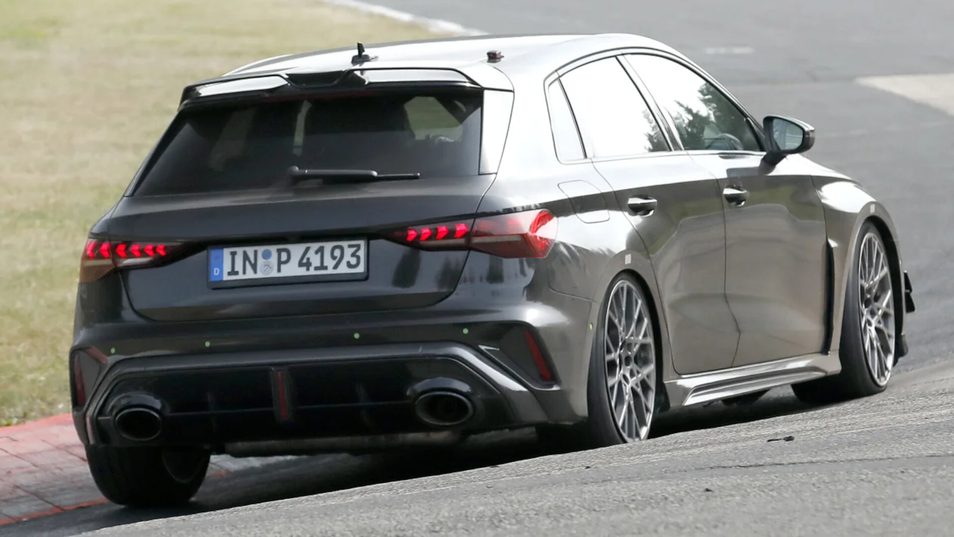 Audi RS3 final edition spy shots (3)
