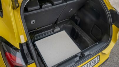 FORD PUMA GEN E YELLOW 018