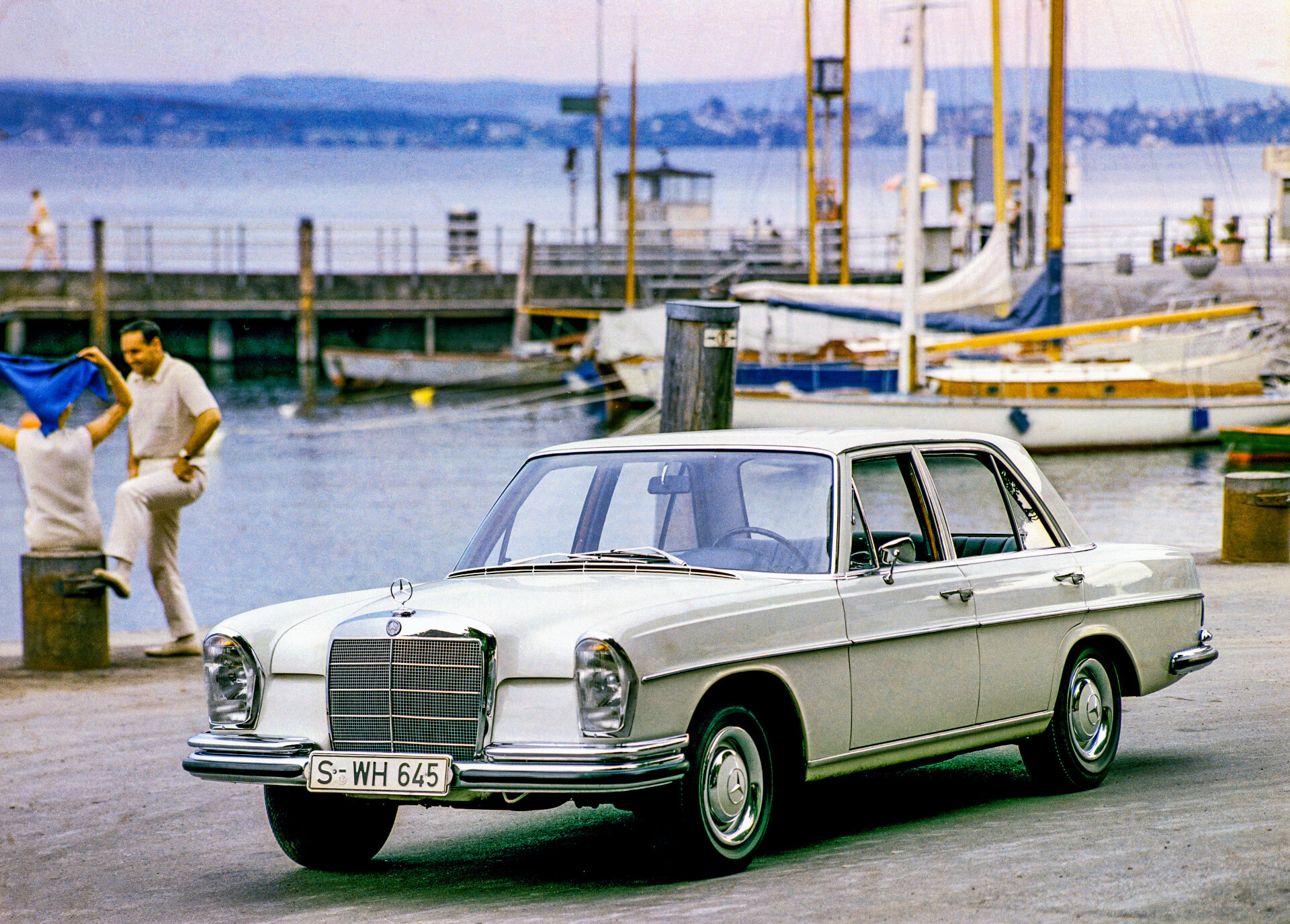 Stilikone in der Oberklasse: 60 Jahre Mercedes Benz Baureihen 108/109 Style icons in the luxury class: 60 years of Mercedes Benz model series 108/109