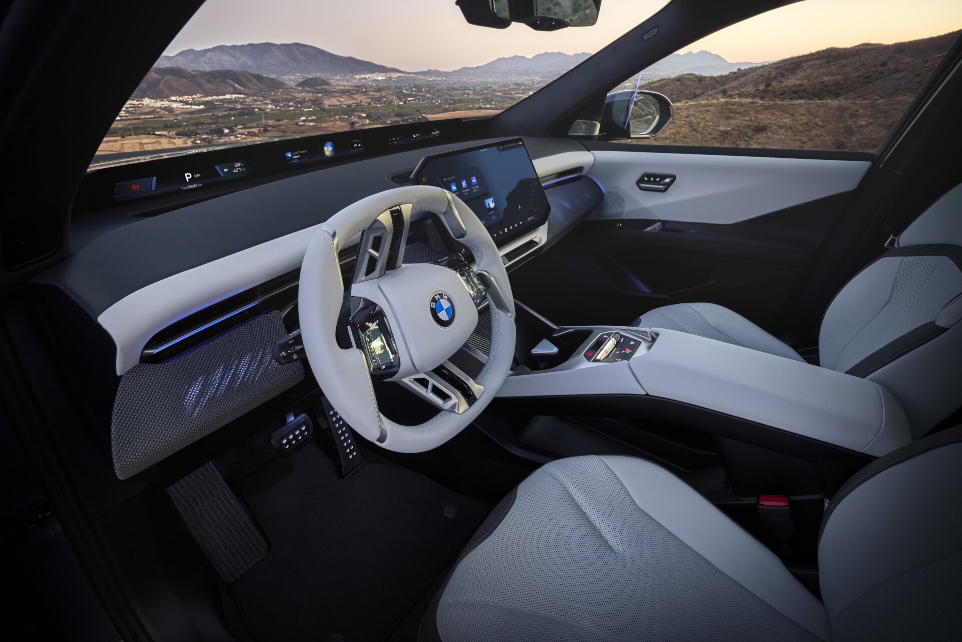 BMW iX3 2025 (13)