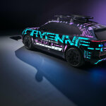 Porsche Cayenne Electric wireless charging (10)