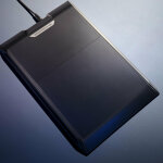 Porsche Cayenne Electric wireless charging (7)