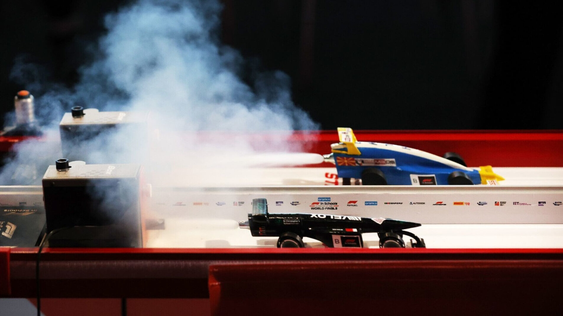 STEM Racing F1 in Schools (1)