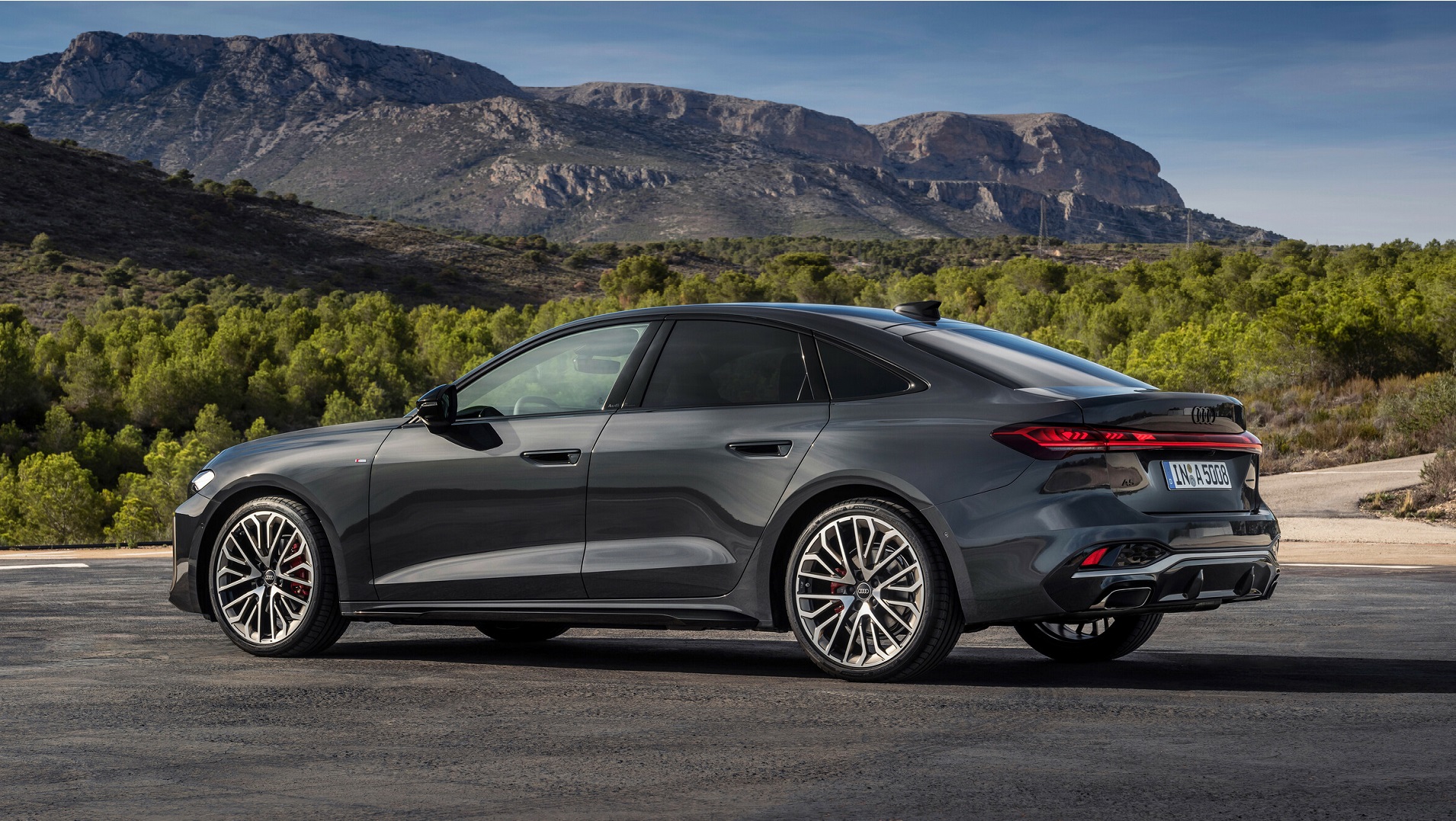 Audi A5 Sedan