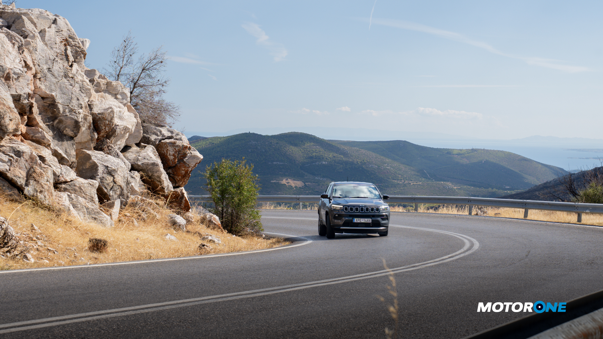 Jeep Compass PHEV (14) Jeep Compass PHEV (14)