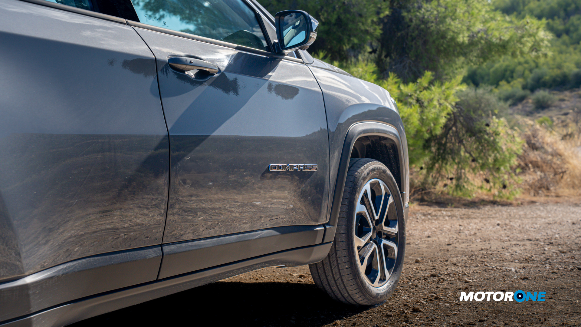 Jeep Compass PHEV (18) Jeep Compass PHEV (18)