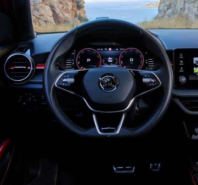 Skoda Fabia Monte Carlo 2025 red GR (14)