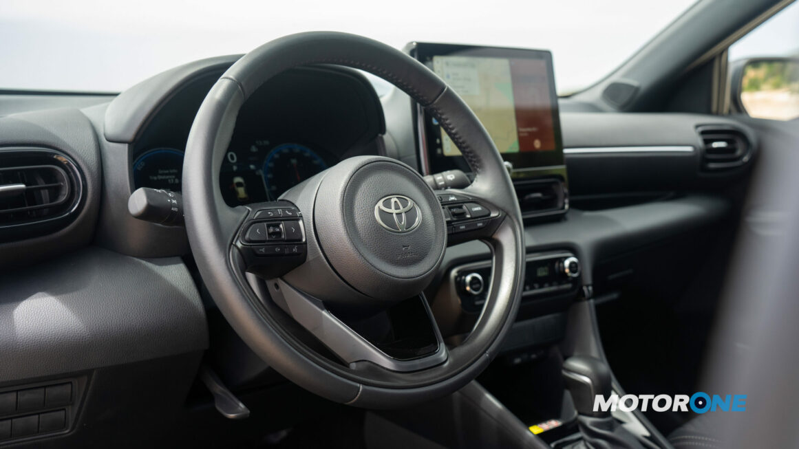 Toyota Yaris Hybrid 130PS TEST 2025 (23)