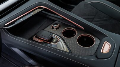 Zeekr 001 drive Costa Navarino 2025 (3)