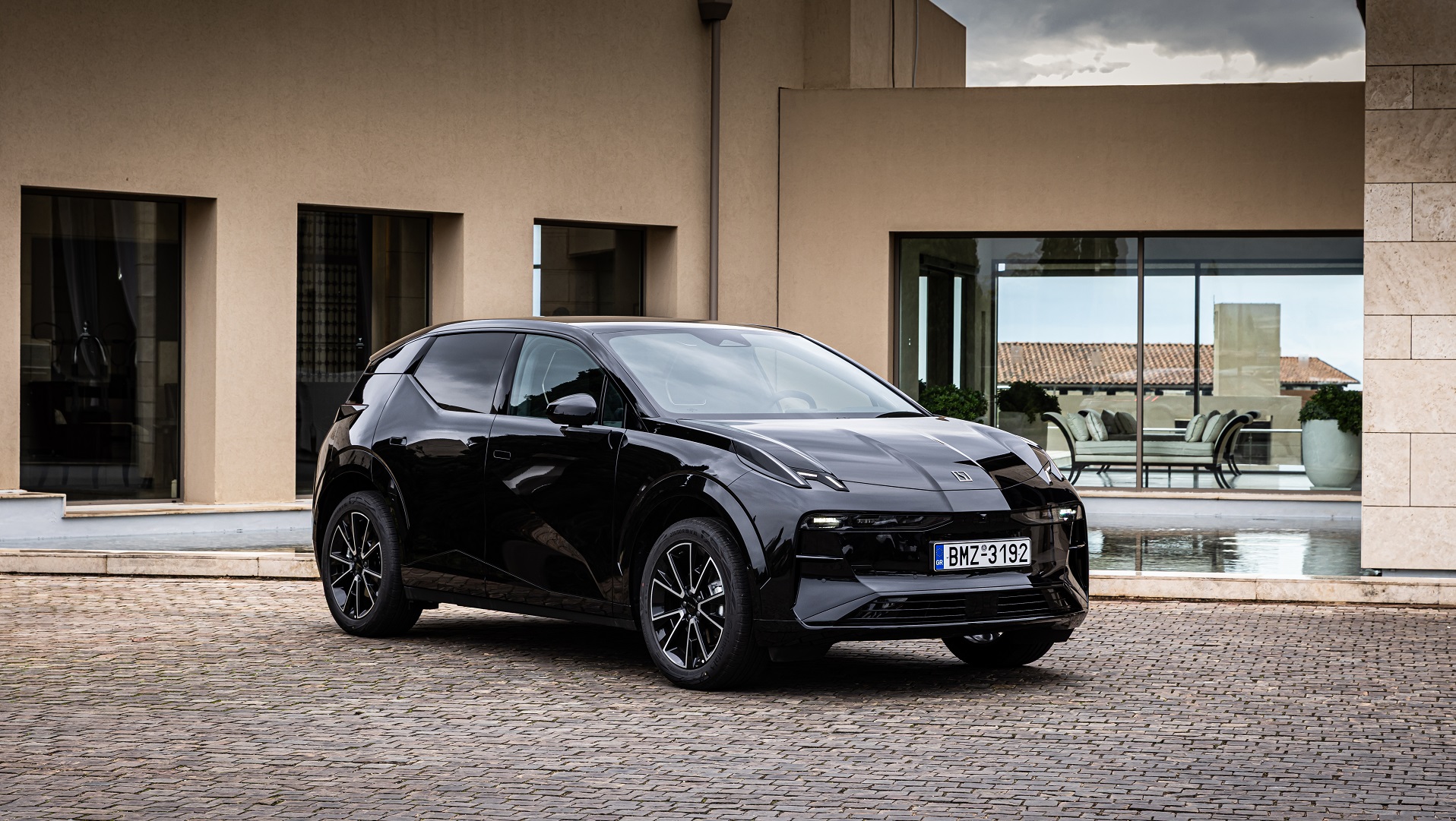 Zeekr X drive Costa Navarino 2025 (1) Zeekr X drive Costa Navarino 2025 (1)