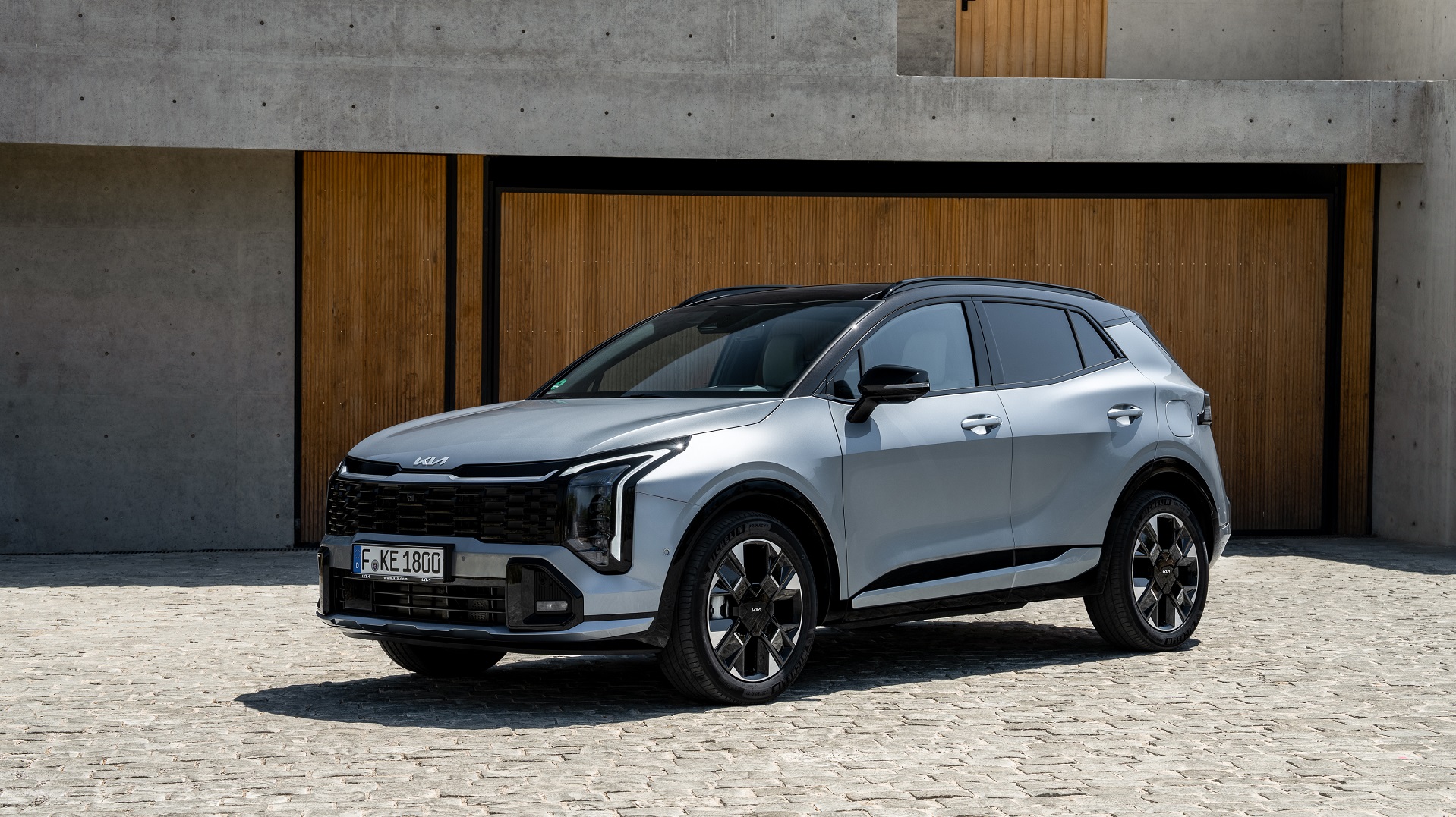 kia new sportage gtline my26 lunar silver static print 3600x2400 001