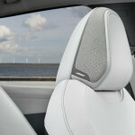 All new Nissan LEAF Hits the Road