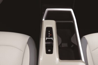 KGM Torres EVX 2025 (11)