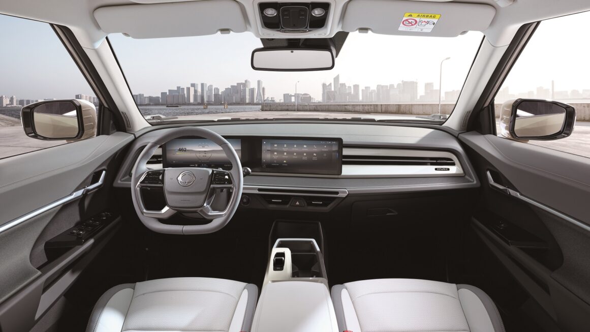 KGM Torres EVX 2025 (15)