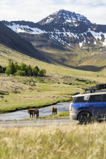 MINI Countryman SE ALL4 Iceland (14)