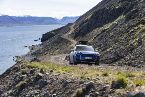 MINI Countryman SE ALL4 Iceland (18)