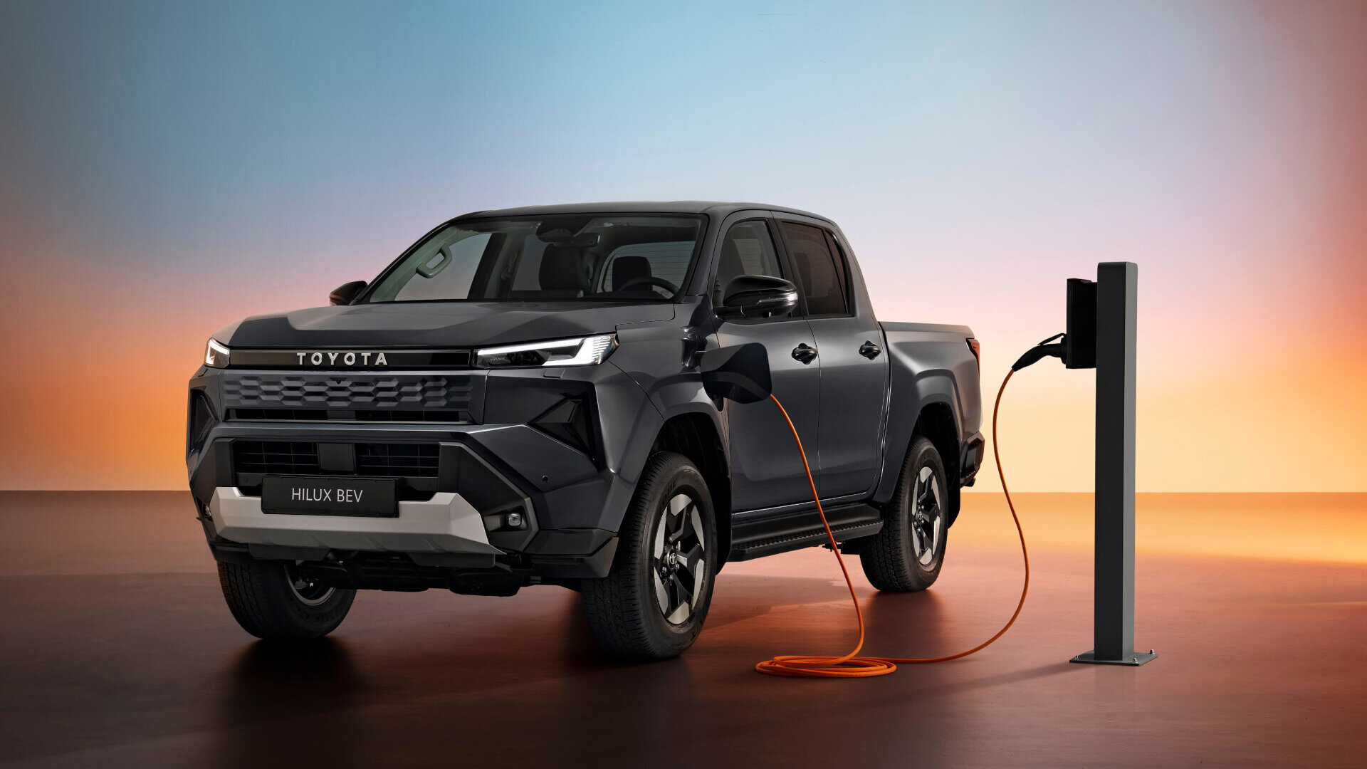 Toyota Hilux BEV 2026 (13)