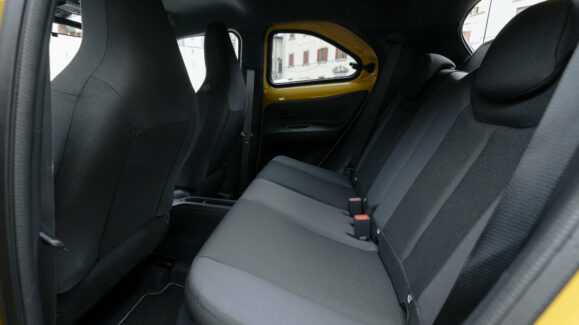 Toyota Aygo X GR Sport 2026 (16)