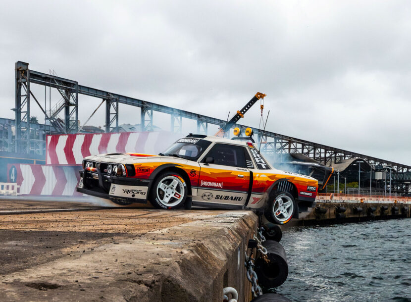 Travis Pastrana (Subaru Brataroo) Gymkhana Aussie Shred Madness (2)