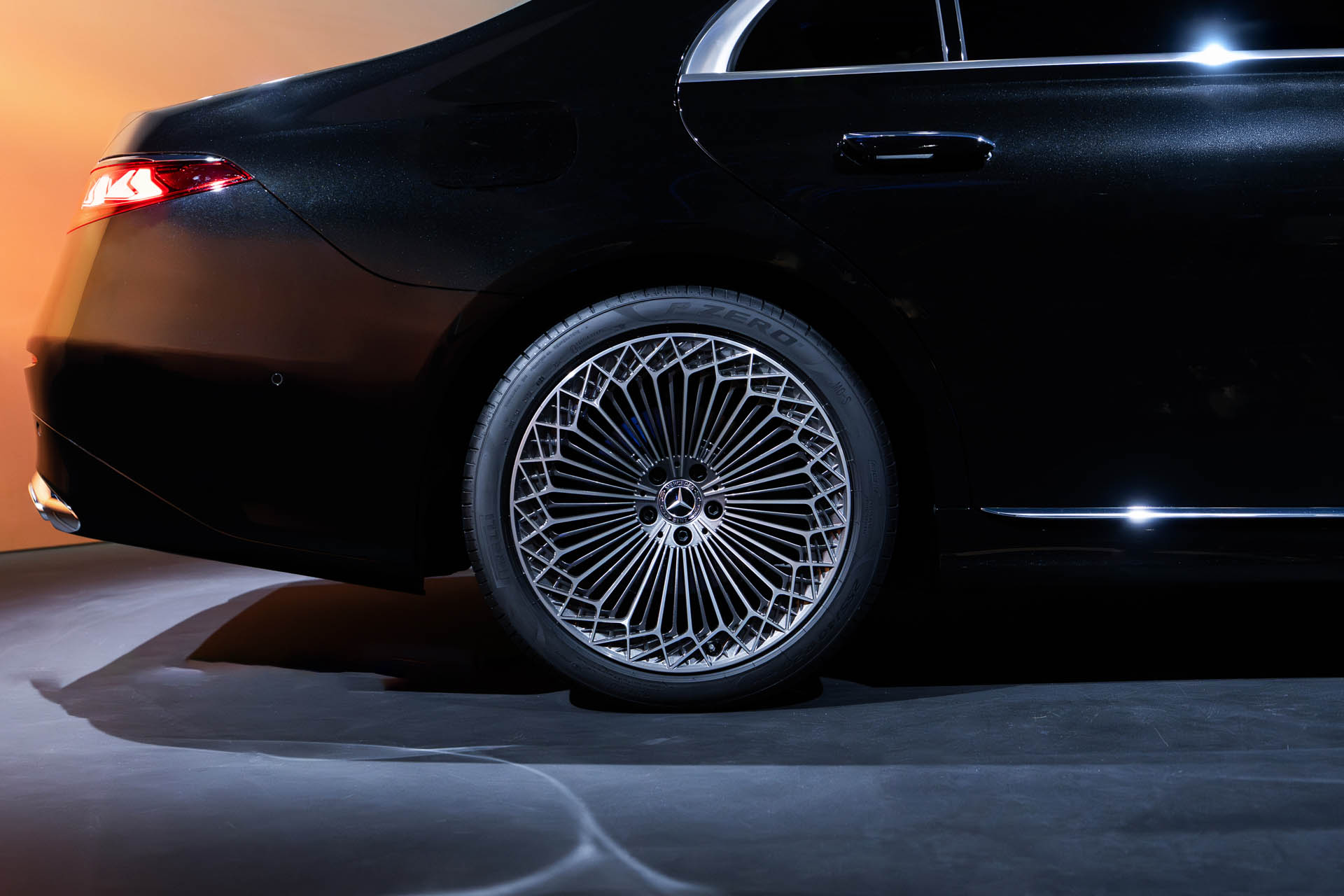 Mercedes Benz S Class (54) Mercedes Benz S Class (54)