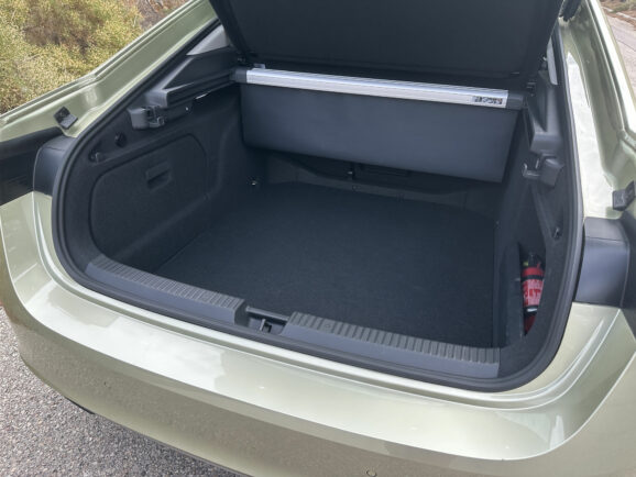 Skoda Superb Laurin & Klement test 10.2025 (43)