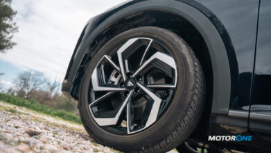 Changan Deepal S07 black test drive 16