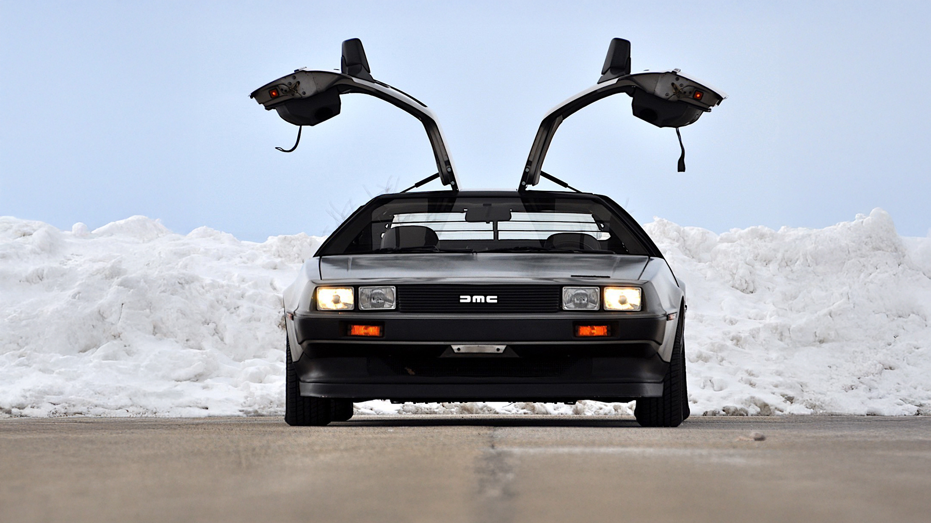 DeLorean DMC 12 Taksidi ston xrono 1