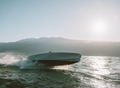 Frauscher x Porsche 850 Fantom Air