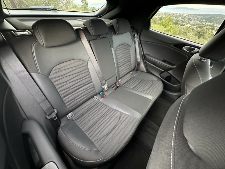 Kia Xceed 1.0Τ 115 PS 7DCT GT Line 48V Hybrid test 01.2026 (174)